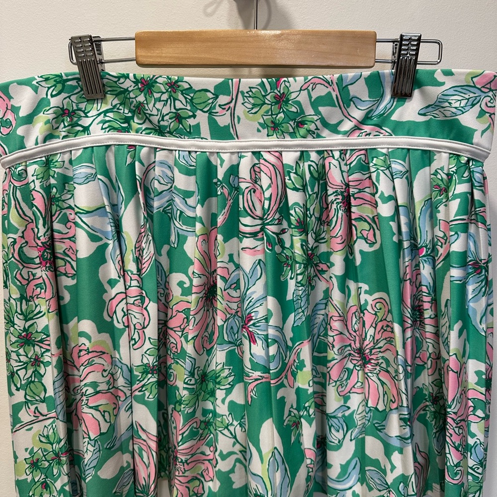 Lilly Pulitzer Floral Green and Pink Women's Tennis Skirt - Picture 2 of 7